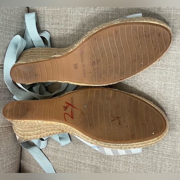 BURBERRY Nova Check Espadrille Wedges - Picture 7 of 9